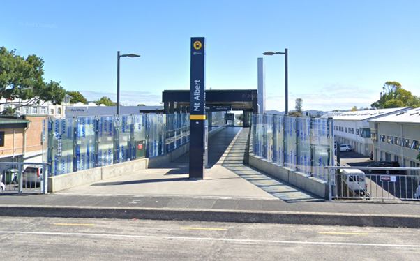 Mt_Albert_Station_Entrance.png